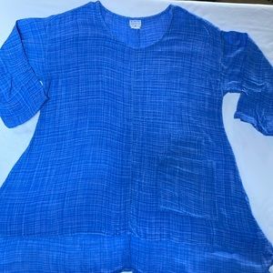 C*M*C made in USA blue size medium A line high low hem cotton top 3/4 sleeve EUC